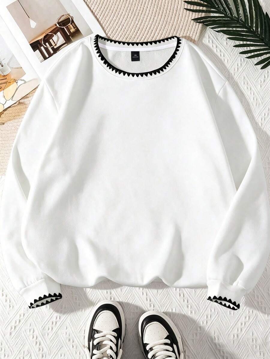 Flirla 大尺碼女款刺繡圓領保暖內裡休閒運動衫，秋冬適用 - 白色 - 查看 1
