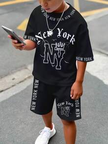 兒童青少年男孩休閒舒適時尚簡約圓領短袖T恤與短褲套裝，經典帥氣簡約圖案度假風 - 彩色 - View 1