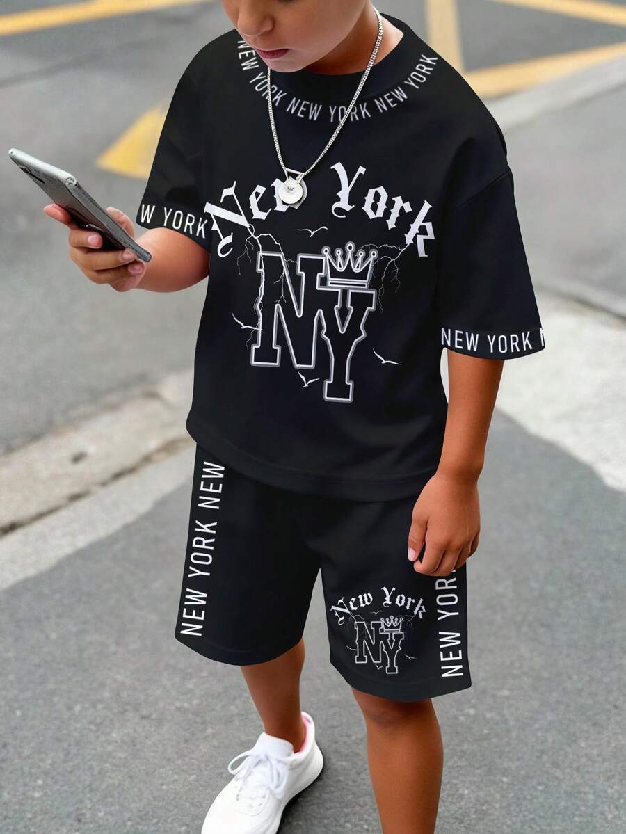 兒童青少年男孩休閒舒適時尚簡約圓領短袖T恤與短褲套裝,經典帥氣簡約圖案度假風 - 彩色 - View 1