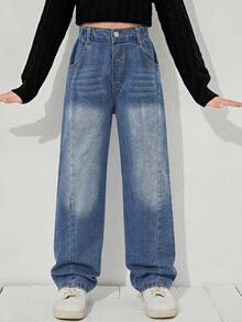 SHEIN Tween女孩牛仔長褲，中洗藍色，四季皆宜，休閒舒適風格，直筒褲型，彈性腰頭配鈕扣開合方便穿脫，舒適優質棉質丹寧，適合日常穿搭，適用於夏季度假、音樂節、日常外出、聚會、派對、通勤等，Tween女孩休閒牛仔長褲 - 中等水洗藍 - 查看 8