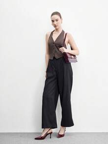 CUCCOO BIZCHIC 優雅簡約大方 時尚百搭休閒通勤女款後空高跟鞋 - 酒紅色, - 查看 3