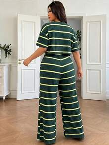 Solflare Plus Size Summer Dark Green T-Shirt And Long Pants Casual Medieval 2 Pieces Set Vacation - Dark Green - View 2