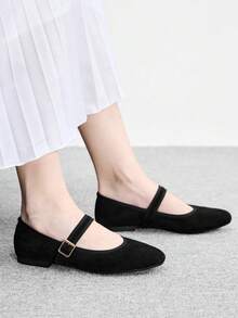 CUCCOO BIZCHIC Spring And Autumn Metal Buckle Contrasting Color Hemming Round Toe Flat Bottom, Retro Style Mary Jane Shoes Commuting Shopping Fall Shoes - Black -1 - View 3