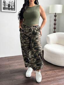 SHEIN Essnce 大码女式时尚清凉罗纹针织背心和迷彩裤套装 大码女式夏季服装乡村演唱会服装新款时尚休闲街头运动绿色两件套 - 軍綠色 - 查看 5