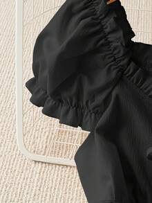 SHEIN PariChic 女士甜美优雅法式撞色蕾丝露肩系带修身短款上衣，春夏款 - 黑色 - 查看 6
