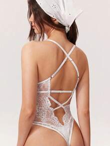 SHEIN 花卉蕾丝交叉连体衣内衣 - 白色 - 查看 3