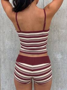 SHEIN EZwear 女款對比飾邊藍白條紋細肩帶背心與短褲套裝，夏季運動休閒運動風 - 酒紅色 - 查看 2