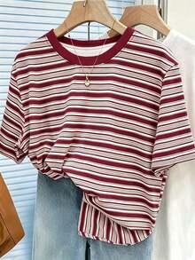 Resyla Vintage Burgundy Women Short Sleeve T-Shirt, Casual Round Neck Top For Summer Travel Back-To-School School - Multicolor - View 4