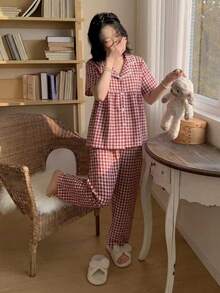 SHEIN 青少年女孩簡約優雅紅色格紋短袖上衣與長褲休閒舒適兩件式居家服套裝 - 紅色 - 查看 8