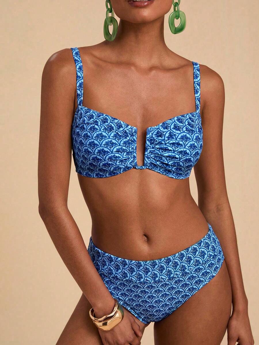 Travachic Women's Vacation Beach All-Over Print Swimsuit Set - Blue - View 1