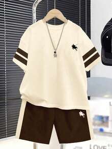 青少年男童休闲简约时尚百搭经典撞色条纹学院风小马标志运动宽松舒适圆领短袖T恤套装，适合春夏街头穿着。 - 彩色 - 查看 1