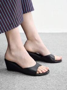 CUCCOO BIZCHIC Women's Simple Casual Fashion Vacation Solid Color Wedge Sandals - Black - View 5