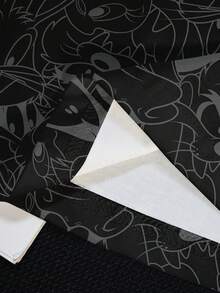 LOONEY TUNES X SHEIN تي شيرت بطبعة كاملة بياقة مستديرة وأكمام قصيرة مقاس كبير بتصميم بسيط - أبيض - مشاهدة 6