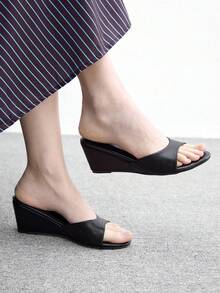 CUCCOO BIZCHIC Women's Simple Casual Fashion Vacation Solid Color Wedge Sandals - Black - View 1