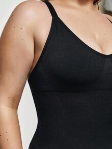 SHEIN Women's Plus Size Shapewear Seamless V-Neck Sexy Low Waist Backless Bodysuit Tummy Control Solid Color Shapewear Summer Hip Lifting Slimming Underwear - Black - View 5