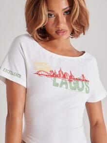 NYA SZN Top 圖案印花 T-shirt Lagos 寬鬆版型 目的地 Danfo 多彩設計 - 杏色 - 查看 2