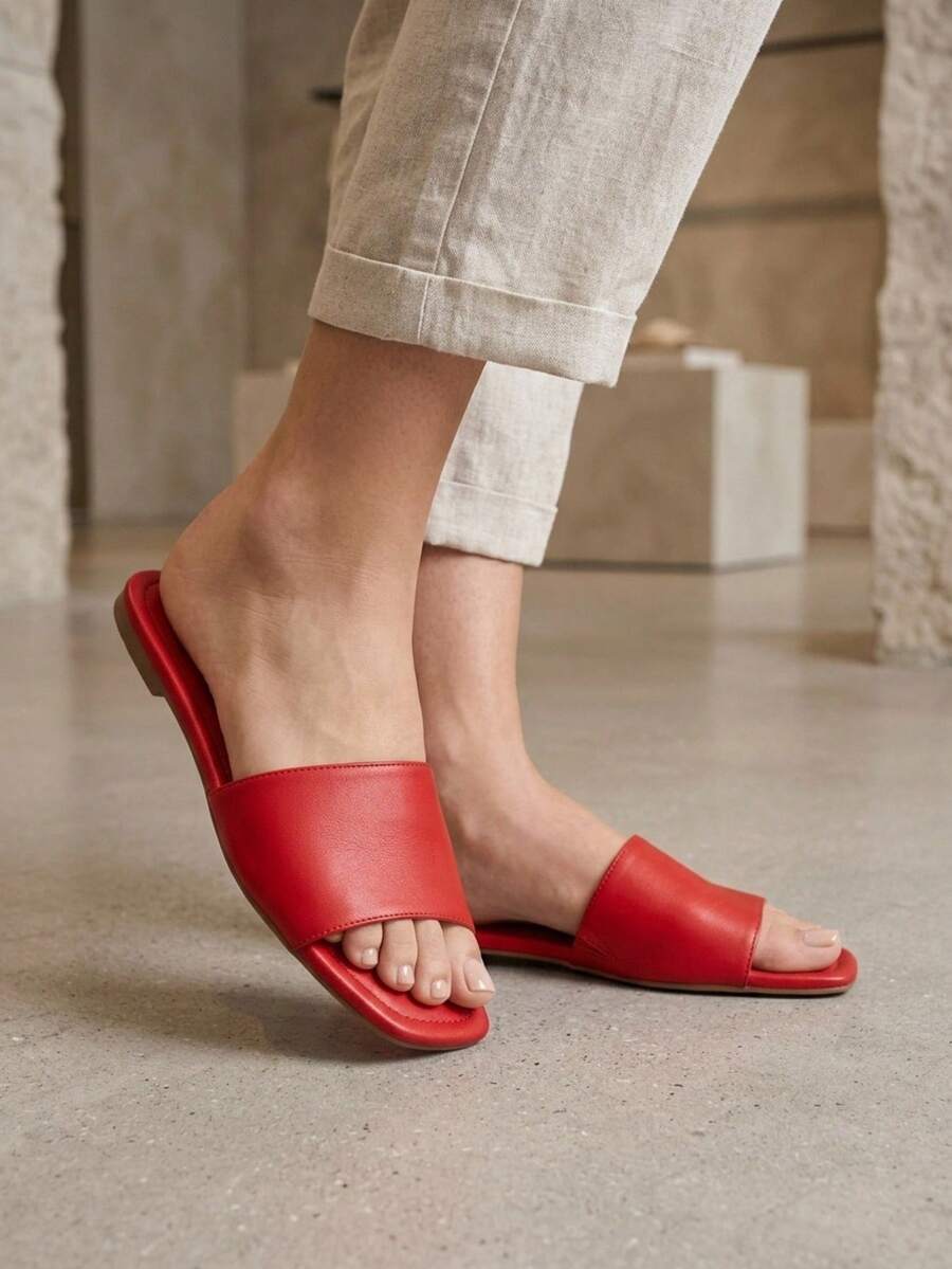Sandalias Lisas – ¡Camina y Destaca! - Rojo - Ver 1