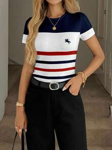 SHEIN LUNE تي شيرت نسائي كاجوال بسيط بياقة طاقم وأكمام قصيرة ضيق، مناسب للربيع والصيف - متعدد الألوان - مشاهدة 3