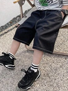 SHEIN 青少年男款休閒短褲，鬆緊腰設計，對比白色縫線裝飾，側縫假口袋，下擺包邊，輕量面料，簡約運動風，適合夏季日常出遊與校園穿著，小眾設計百搭童裝 - 黑色 - 查看 3