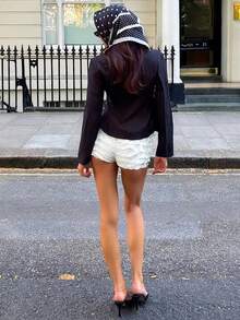 Mhairi Cameron 女士时尚撞色蕾丝边网眼多层荷叶边蛋糕形超短裤，音乐节，春夏 - 白色 - 查看 3