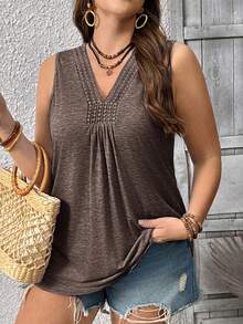 EMERY ROSE Plus Size Women's Solid Color Casual V-Neck Water-Soluble Lace Patchwork Sleeveless Knit Tank Top - Brown - View 1
