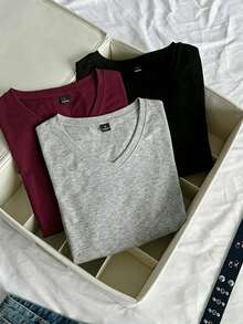 SHEIN EZwear 3件組女款夏季V領修身T恤，龐克次文化動漫風素色基礎款短袖修身T恤 - 彩色 - 查看 6