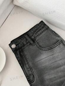 Elamini Mid-Waist Red Embroidered Bow Washed Ankle-Length Jeans - Black - View 4