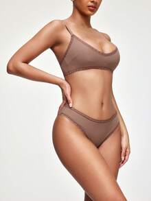 SHAPORA 2 件套蕾丝拼布肤色简约舒适易穿脱文胸 + 内裤女士内衣套装 - 巧克力棕 - 查看 3