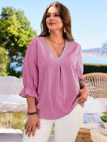 Rosumi Blusa casual de cuello en V con estampado de rayas y volantes en el bajo, talla grande - Rosa Fucsia - Ver 1