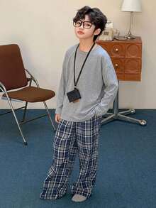 DAZY 青少年男孩素色圓領長袖上衣與格紋長褲休閒日常套裝 - 淺灰色 - 查看 3