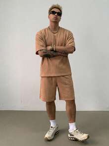 DAZY 夏季短袖紋理面料棕色標準版型男士T恤套裝 - 棕色 - 查看 5