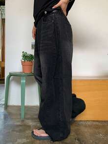 DAZY Jeans para hombre con diseño de pliegues laterales, ajuste holgado y lavado desgastado - Negro - Ver 3