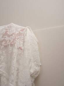 SHEIN EZwear 大尺碼女款蕾絲繫帶荷葉邊休閒百搭日常外出上衣 - 白色 - 查看 9