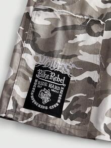 ROMWE MEN Men's Embroidered Pattern Camouflage Loose Denim Shorts - Multicolor - View 5