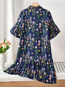1件女童法式鄉村風碎花襯衫洋裝，滿版清新活力彩色野花圖案，領口+單排扣全開襟設計，適合通勤與休閒穿著，A字大裙擺+荷葉邊拼接裙襬，中長裙長度適合日常出遊、度假及其他場景，春夏提升氣氛的衣櫥必備款 - 藏蓝色 - 查看 2