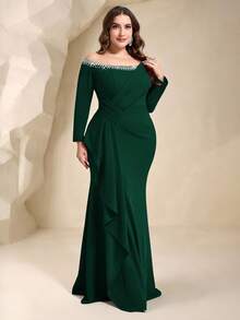 Coutiva Gaun Malam Formal Elegan Wanita Ukuran Besar dengan Hiasan Berlian Imitasi, Lengan Panjang, dan Desain Lipit (Gaya Pengerjaan Berat) - Dark Green - View 7