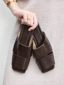 CUCCOO BIZCHIC Simple And Versatile Temperament Comfortable Fashion Generous Commuter Vacation Beach Flat Sandals Summer - Coffee Brown - View 1