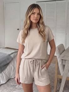 Easowa Conjunto de 2 piezas para mujer: Camiseta de cuello redondo y hombros anchos & Shorts de pierna ancha con cintura elástica y bolsillos inclinados, tela de algodón rastreable cómoda, estilo casual relajado elegante de estilo Old Money para ir al trabajo y vacaciones primavera/verano - Albaricoque - Ver 4