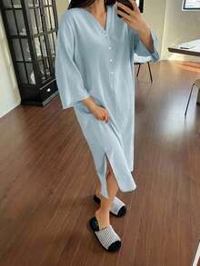DAZY 極簡純色半開襟長款女款居家睡袍洋裝睡衣 - 藍色 - 查看 6