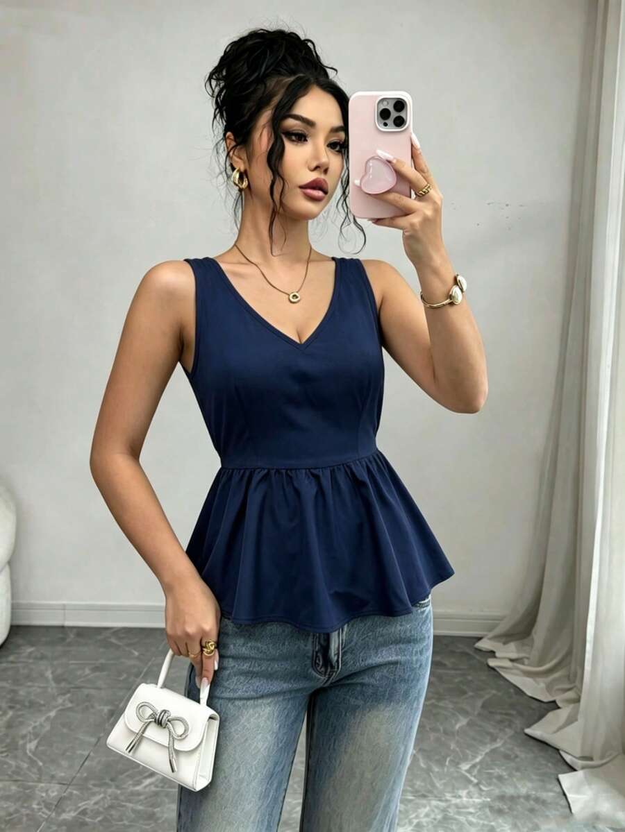 SHEIN Raffinéa 女款優雅海軍藍荷葉邊上衣,抓皺修身V領無袖背心,適合夏季,時尚通勤、派對、畢業典禮、日常穿搭細肩帶背心 - 藏蓝色 - 查看 1
