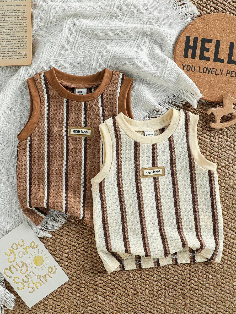 SHEIN Vintaside Kids Baju Bayi Laki-laki Unisex Modis Baru Keren Tampan Motif Waffle Garis-garis Longgar, Cocok Untuk Beraktivitas di Luar Ruangan - Coklat - View 1
