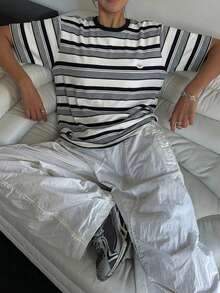 DAZY 休閒運動風夏季上衣配色條紋寬鬆短袖圓領女款T恤 - 藏蓝色 - 查看 5