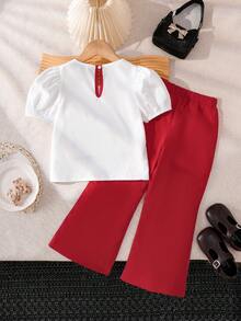 SHEIN 2件/套女童夏季短袖套裝，白色圓領上衣搭配紅色休閒長褲，3D蝴蝶結裝飾與手工珠飾，輕盈舒適套頭衫，適合年輕女孩夏季戶外玩耍、上學、休閒、度假等多種場合 - 紅色 - 查看 2