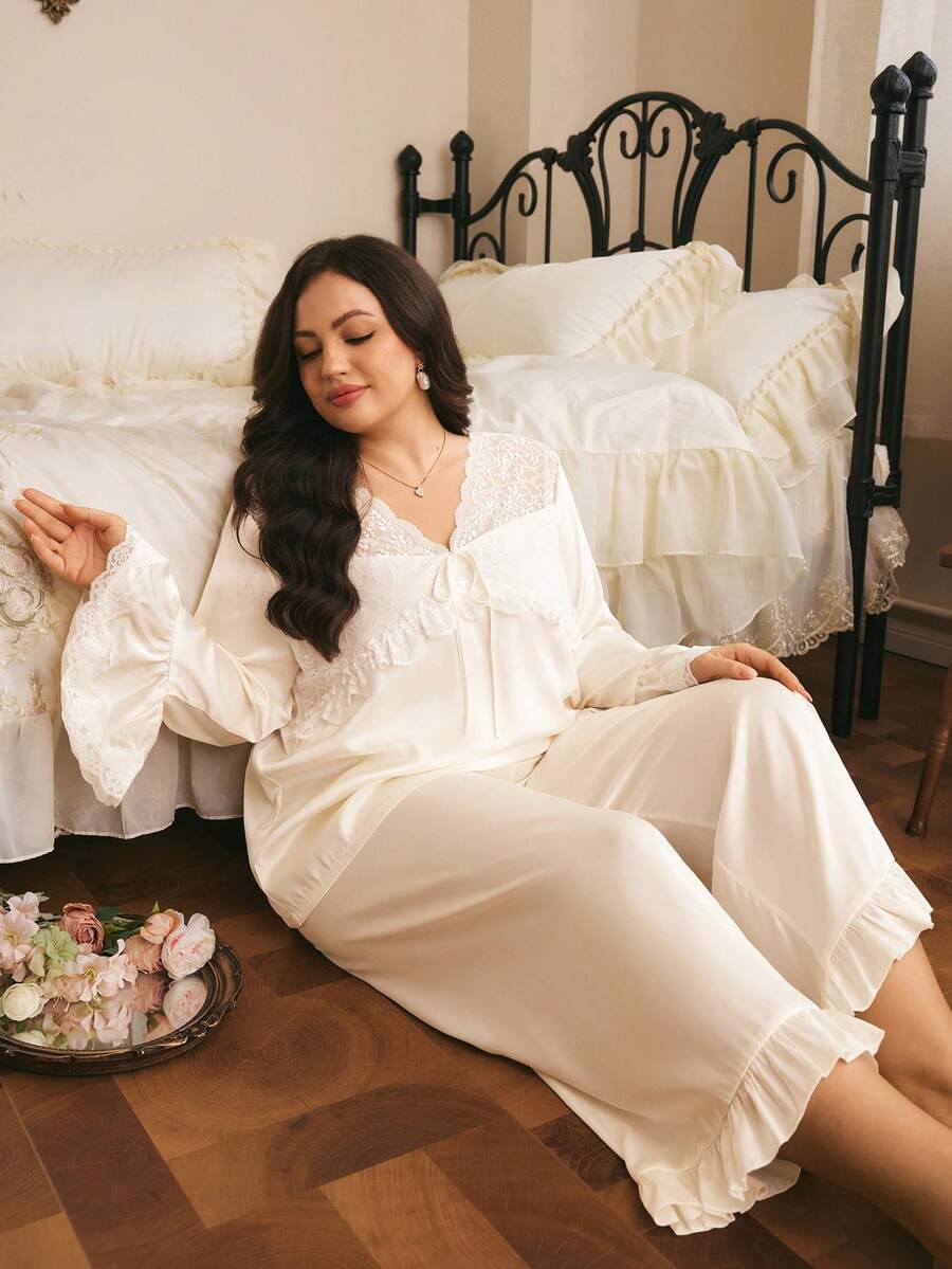 Côtesoire South French Elegant Romantic Mature Lace Patchwork Satin Plus Size Pajama Set - White - View 1