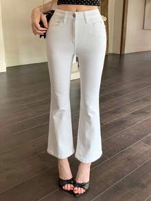 DAZY Celana Jeans Denim Putih Wanita Model Slim Fit Flare Panjang Hingga Mata Kaki dengan Detail Desain - Putih - View 4