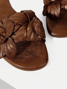 MOTF SANDALIAS PLANAS TIPO MULE SIN CORDONES DE MODA CASUAL PARA MUJER CON TEJIDO Y RELIEVE PARA NAVIDAD Y PRIMAVERA - Óxido marrón - Ver 5