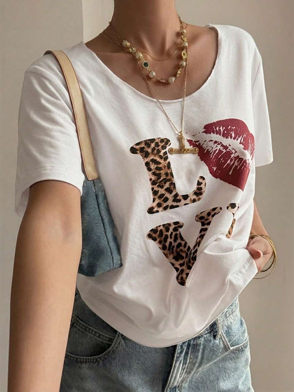 Women's Summer Oversized Scoop Neck Short Sleeve Printed Casual T-Shirt Graphic Tee