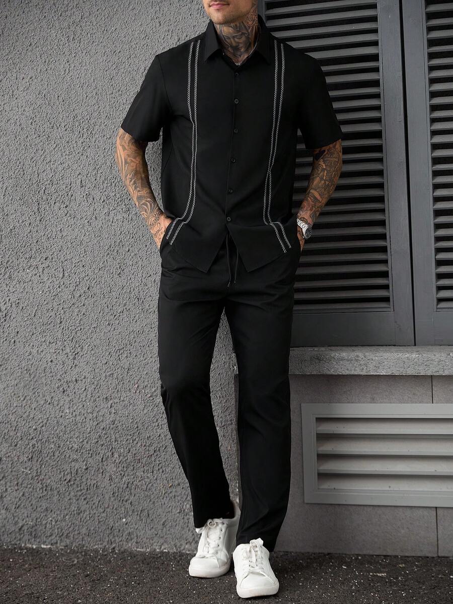 Manfinity CasualCool 男士休閒度假刺繡短袖單排釦襯衫 - 黑與白 - 查看 1