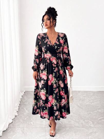 Elenzga Gaun Panjang Wanita Ukuran Plus dengan Motif Bunga, Kerah Silang Elegan, dan Lengan Mengembang yang Dikencangkan di Pinggang.