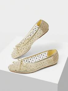 MOTF PREMIUM SEPATU BALET WANITA MUSIM SEMI DAN PANAS BARU DENGAN HIASAN BATU PERMATA, JARING, PITA, UJUNG BULAT, DAN SOL DATAR, GOLDEN FAIRY, SERBAGUNA, LEMBUT, ELEGAN, BAGIAN ATAS RENDAH, SEPATU KLASIK MEWAH YANG NYAMAN - Emas - View 9